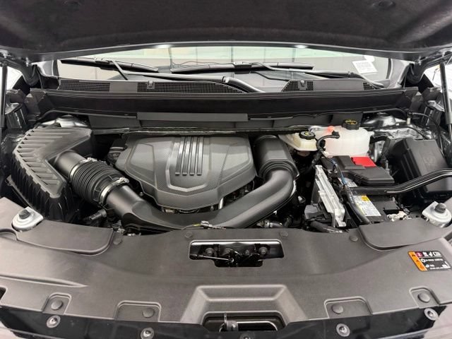 New 2027 Chevrolet Traverse Z71 w/ Enhanced Driving Package AWD/4WD image 9