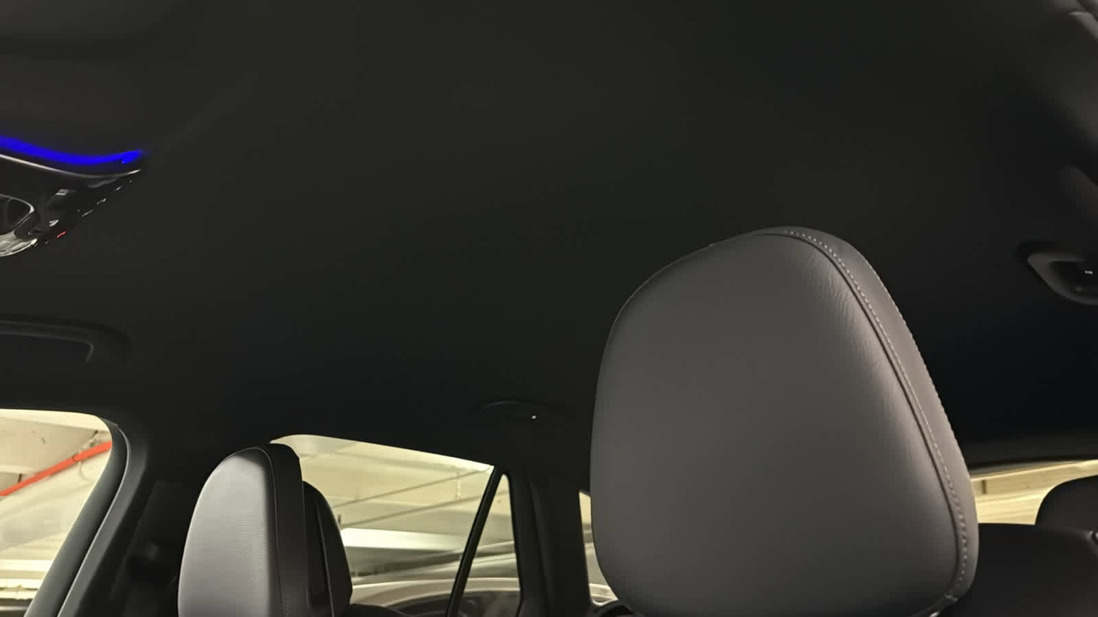 Certified 2025 Mercedes-Benz GLC 300 4MATIC image 24