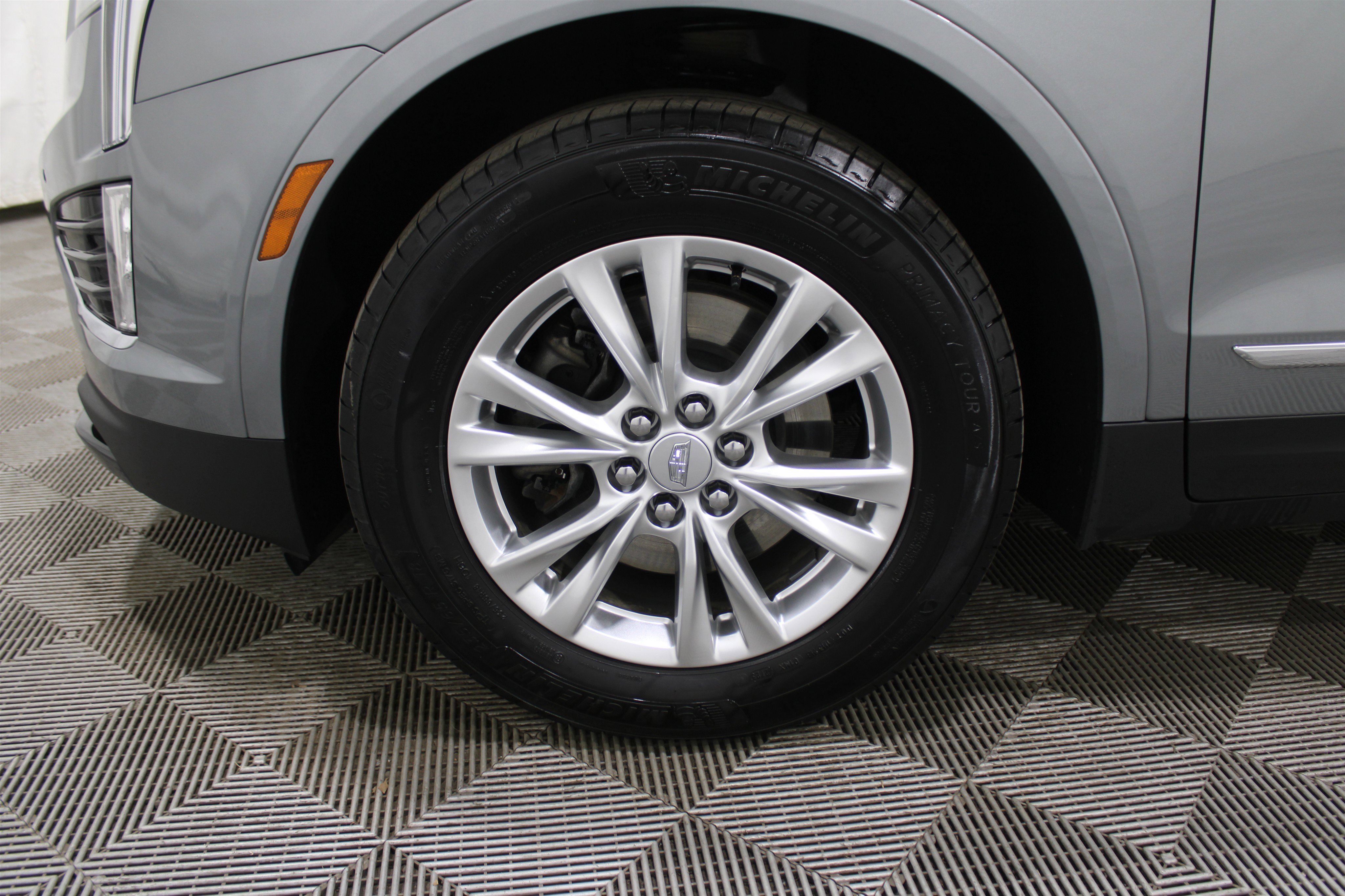 Certified 2024 Cadillac XT5 Luxury image 38