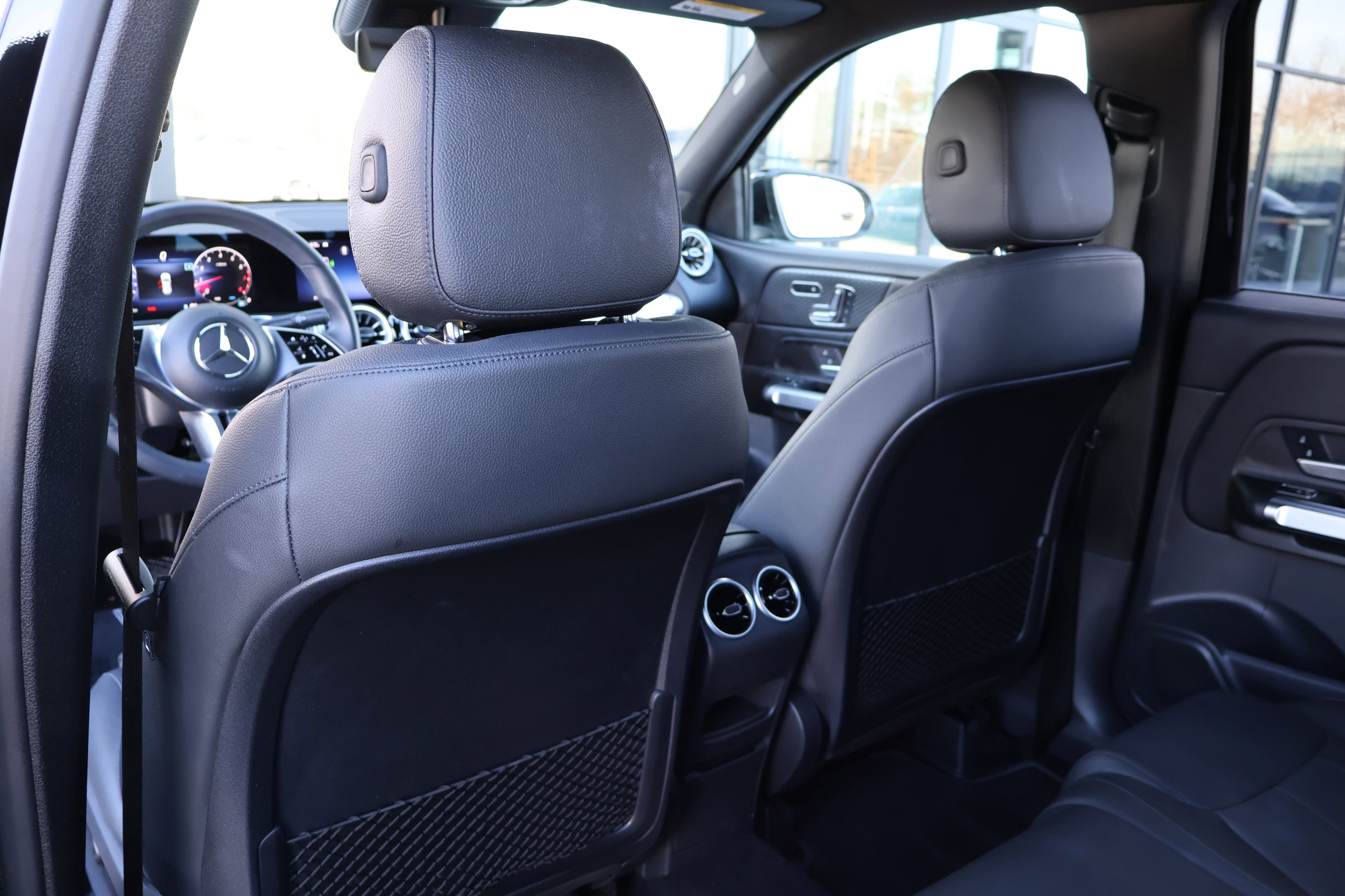 Certified 2024 Mercedes-Benz GLB 250 image 18