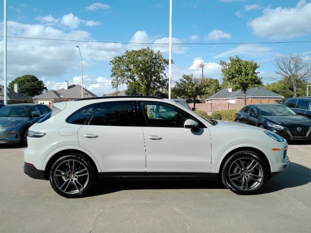 Used 2022 Porsche Cayenne S Platinum AWD/4WD image 5