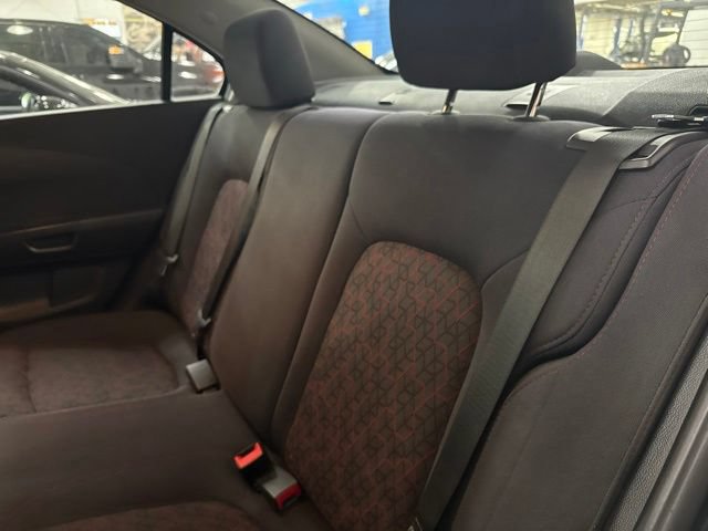 Used 2020 Chevrolet Sonic LT w/ Convenience Package FWD image 22