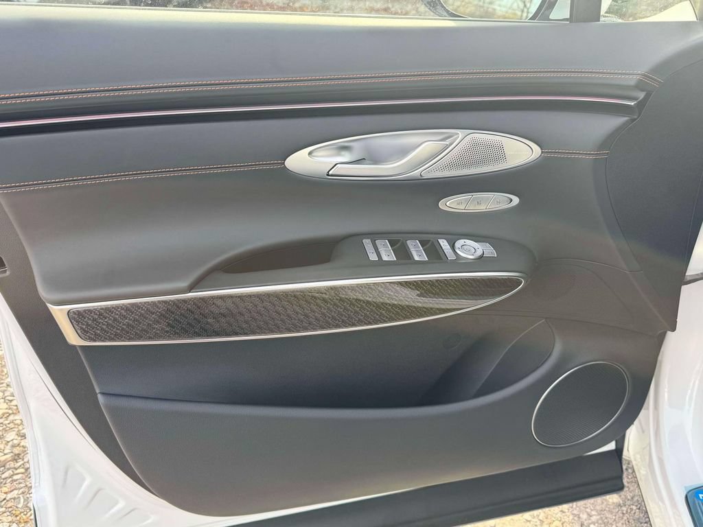 New 2026 Genesis GV70 3.5T Sport Prestige AWD/4WD image 17