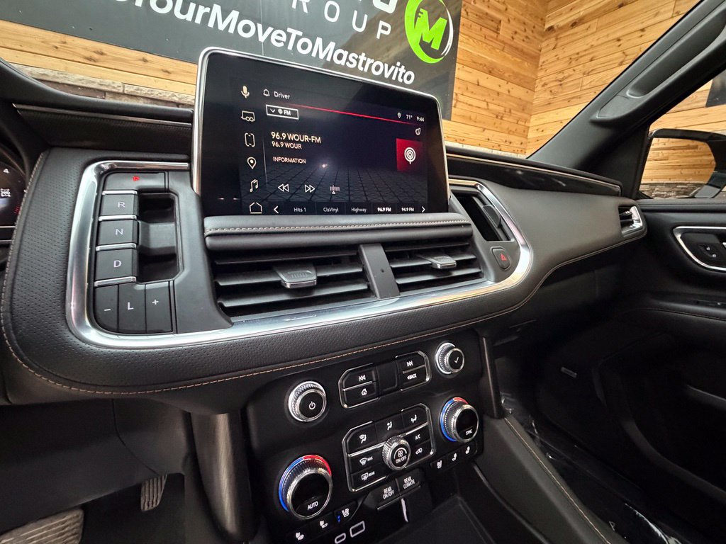 Used 2023 GMC Yukon XL AT4 w/ LPO, Floor Liner Package AWD/4WD image 37