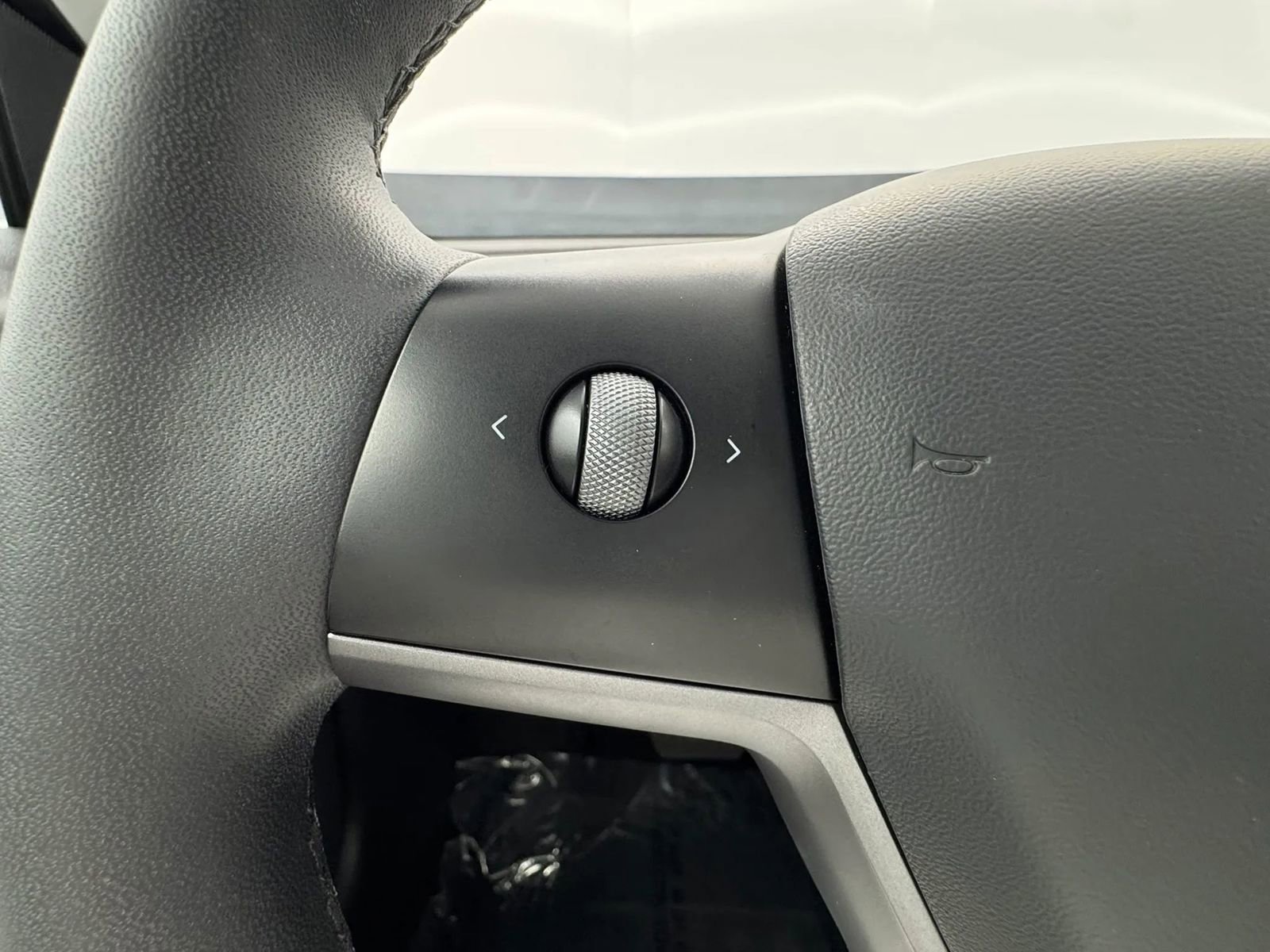 Used 2021 Tesla Model 3 Standard Range Plus image 15