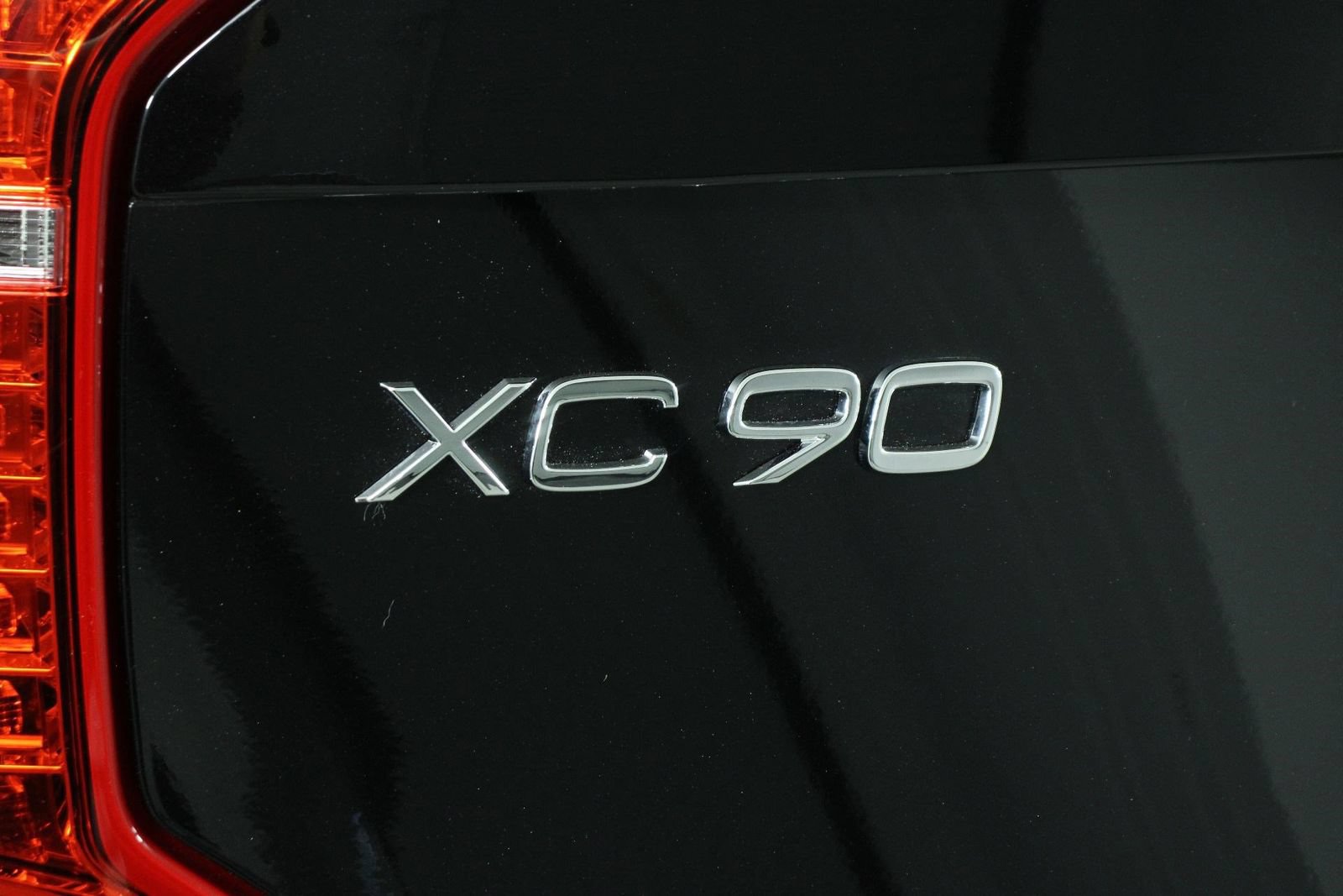 Certified 2023 Volvo XC90 T8 Plus w/ Protection Package Premier AWD/4WD image 19
