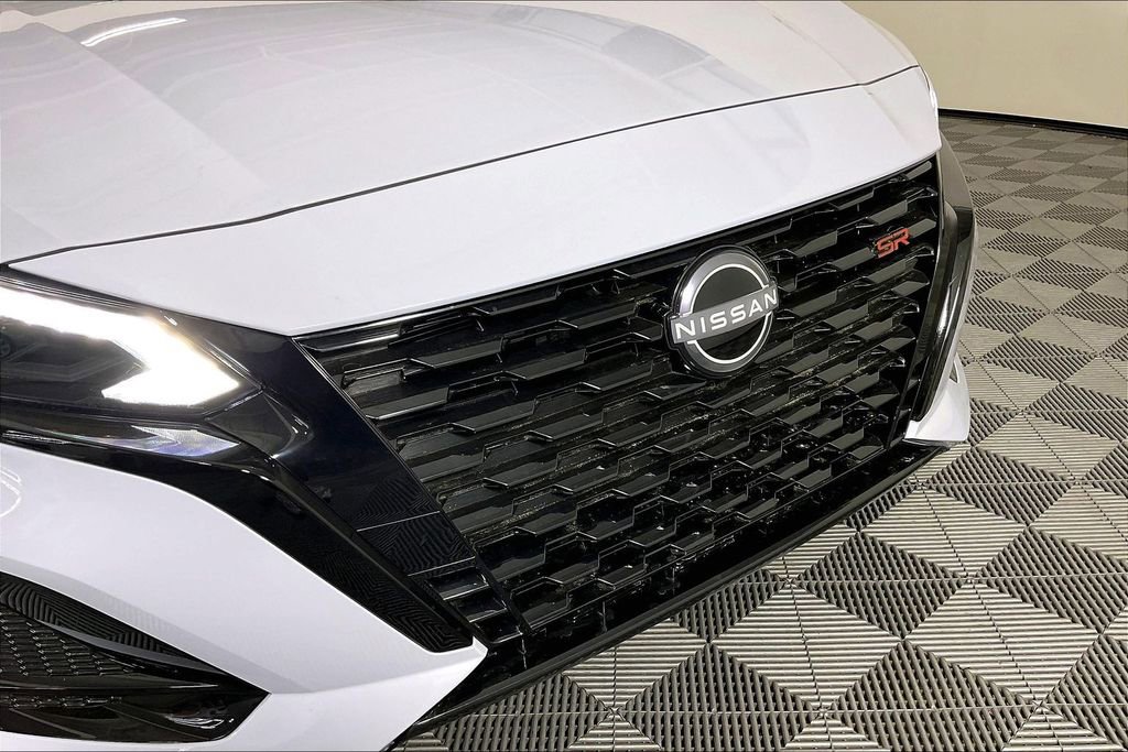 New 2026 Nissan Altima 2.5 SR AWD/4WD image 33