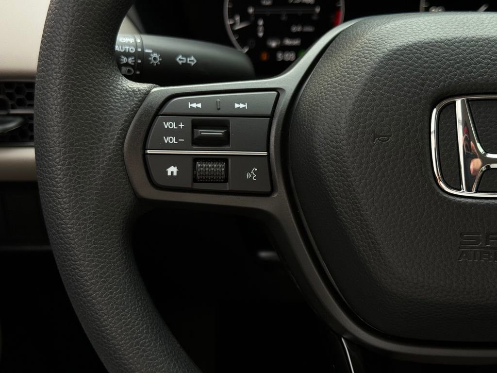 Used 2026 Honda HR-V LX image 30