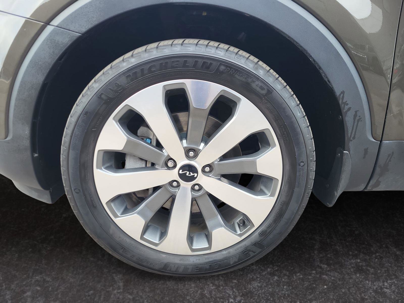 Used 2022 Kia Telluride SX image 29