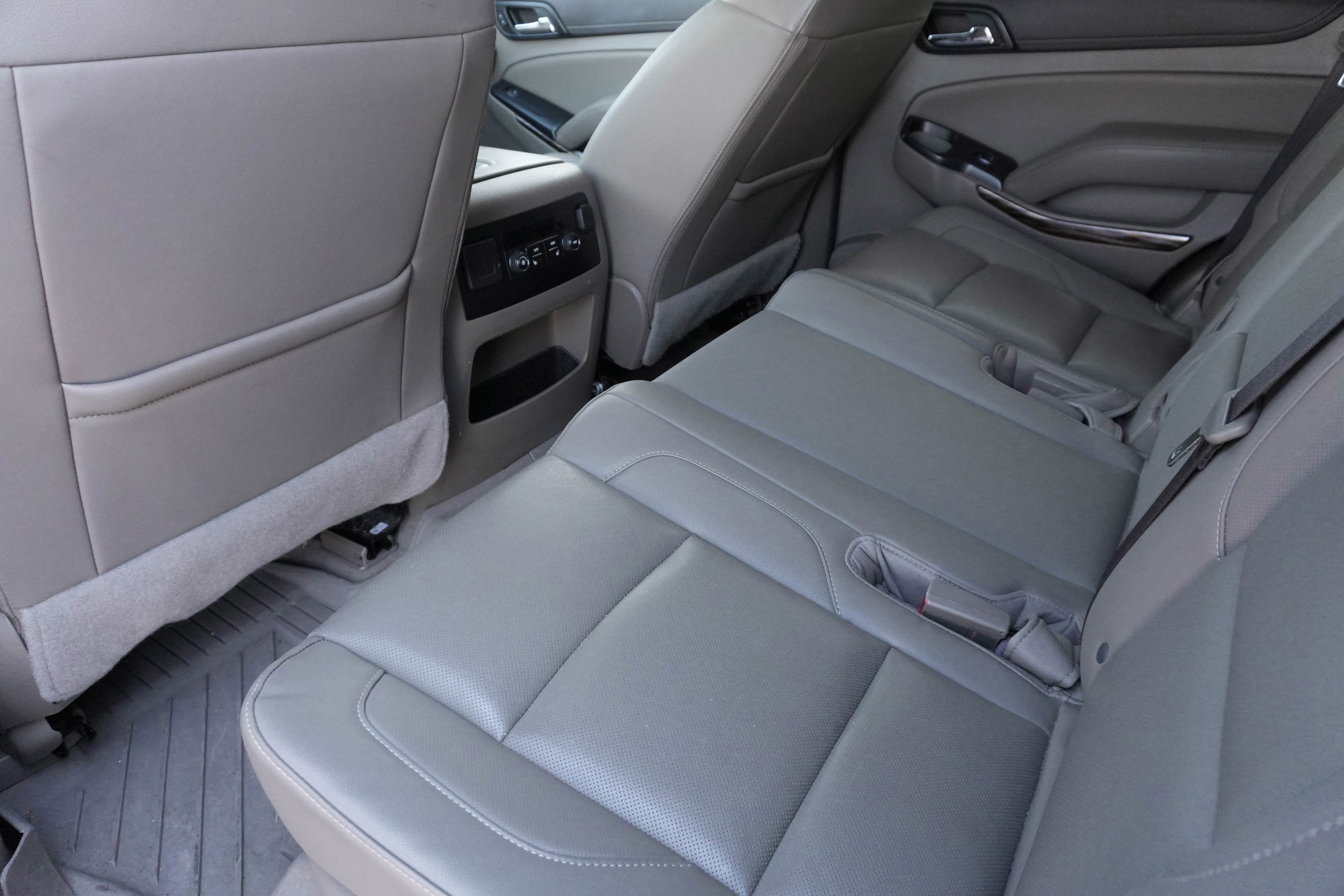 Used 2019 GMC Yukon SLT w/ Graphite Edition image 29