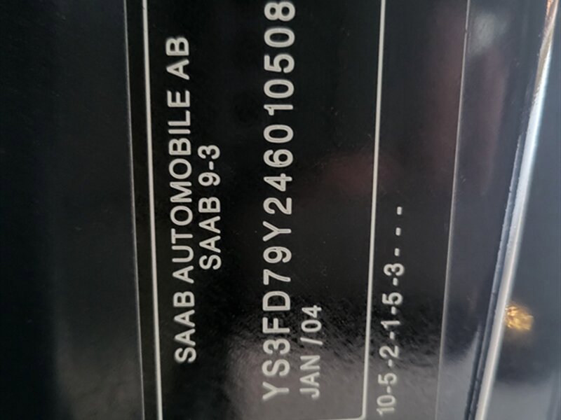 Used 2004 Saab 9-3 Arc FWD image 28
