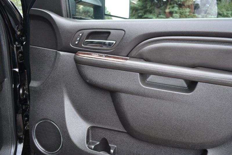 Used 2013 GMC Sierra 3500 Denali image 30