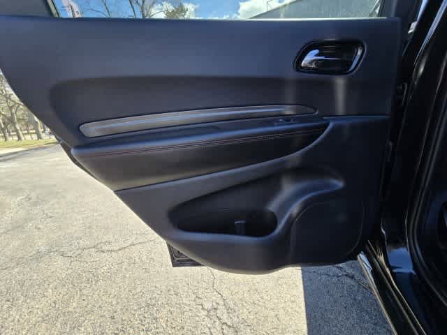 Used 2025 Dodge Durango GT AWD/4WD image 12