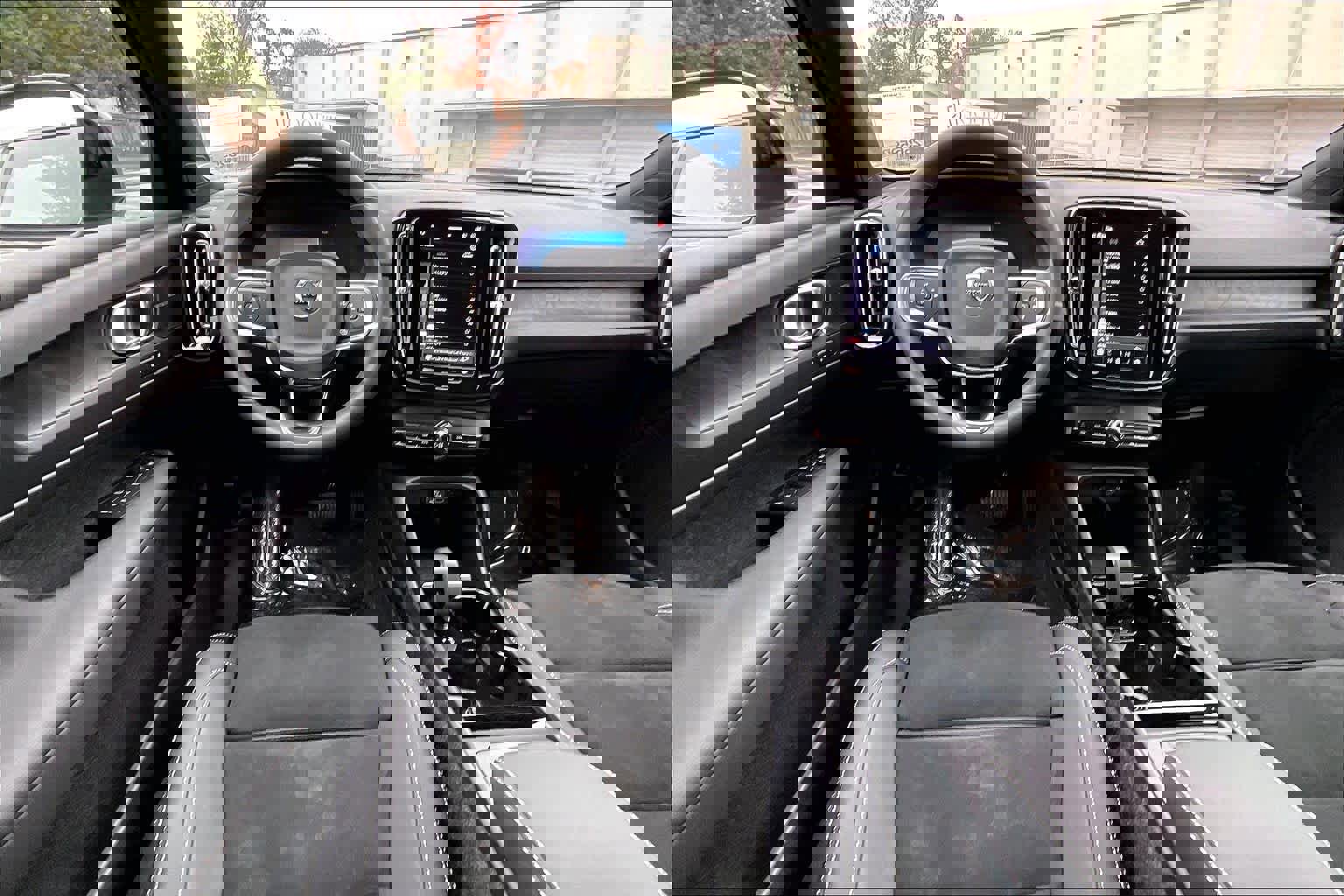 Used 2023 Volvo XC40 Recharge Ultimate image 8