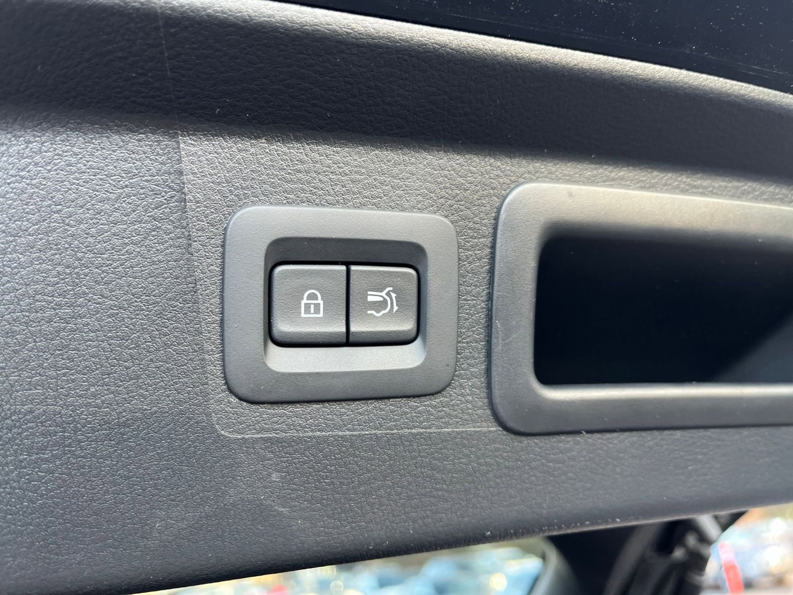 Used 2025 MAZDA CX-50 2.5 Hybrid w/ Premium Plus Pkg image 23