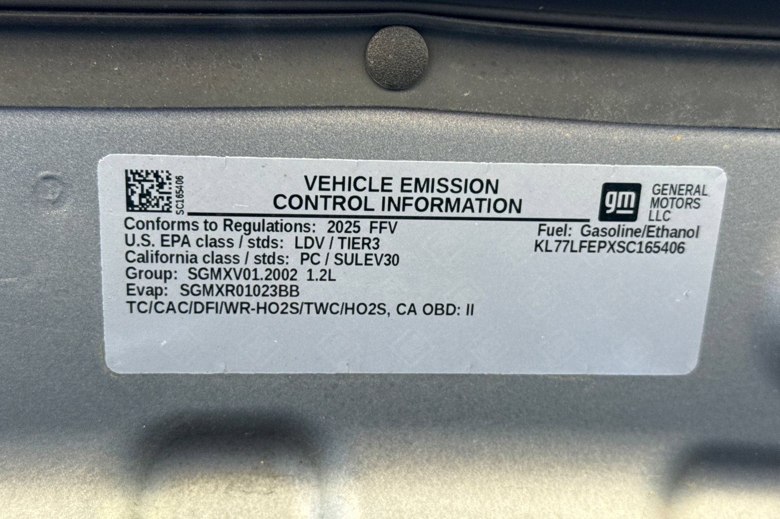 Used 2025 Chevrolet Trax LS FWD image 38