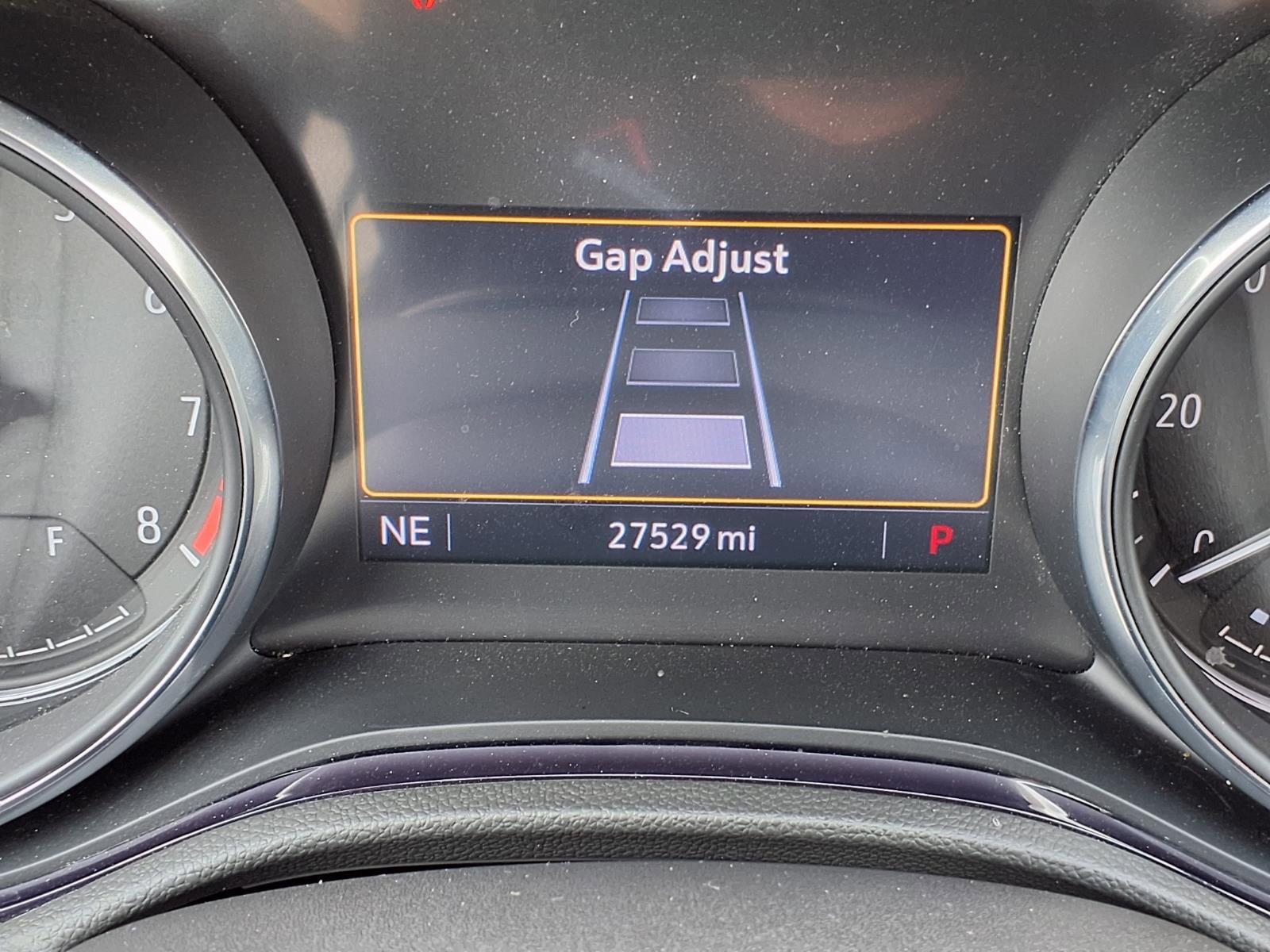 Used 2023 Buick Encore GX Select w/ Sport Touring Package image 21