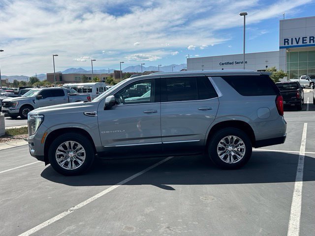 Certified 2025 GMC Yukon Denali AWD/4WD image 2