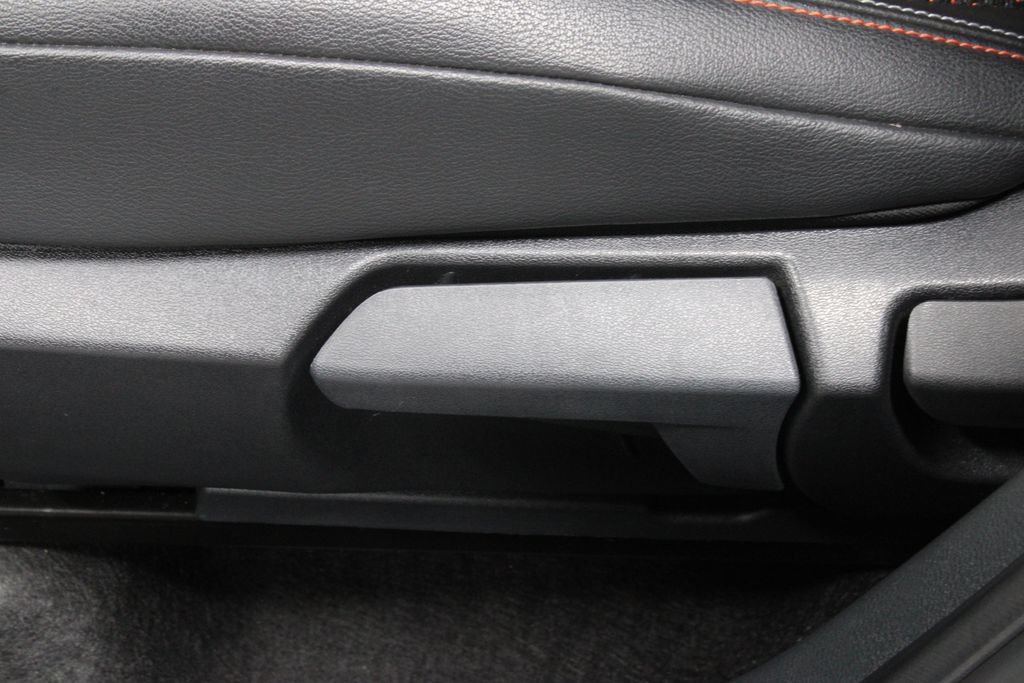 Certified 2025 Nissan Kicks SR AWD/4WD image 24