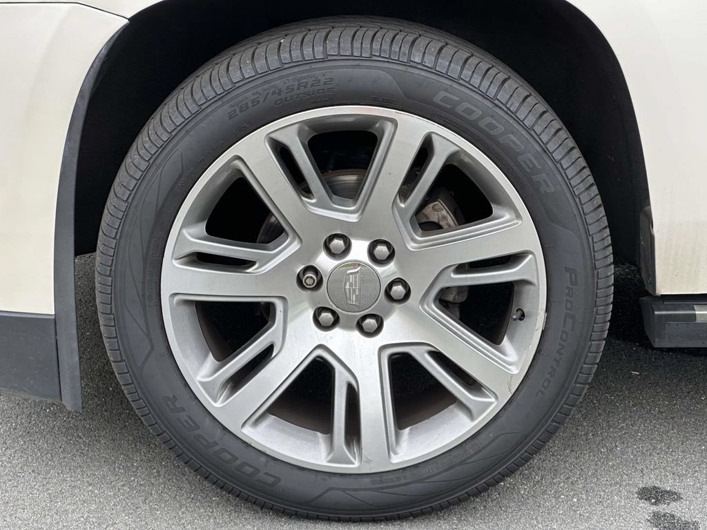 Used 2015 Cadillac Escalade Premium AWD/4WD image 14