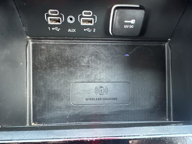 Used 2025 Jeep Grand Cherokee Altitude AWD/4WD image 36