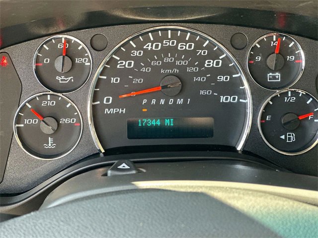 Used 2024 GMC Savana 2500 w/ Driver Convenience Package image 27