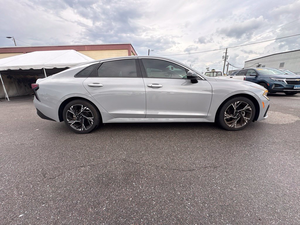Used 2025 Kia K5 GT-Line w/ GT-Line Premium Package FWD image 4