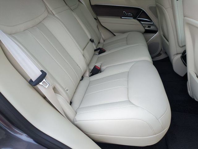 New 2026 Land Rover Range Rover SE AWD/4WD image 17