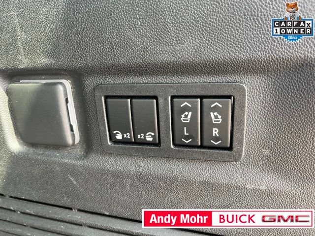 Used 2022 GMC Yukon XL Denali AWD/4WD image 13