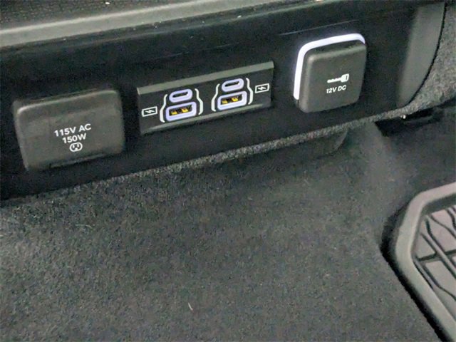 Used 2023 Jeep Wagoneer 2WD w/ Convenience Group I image 27