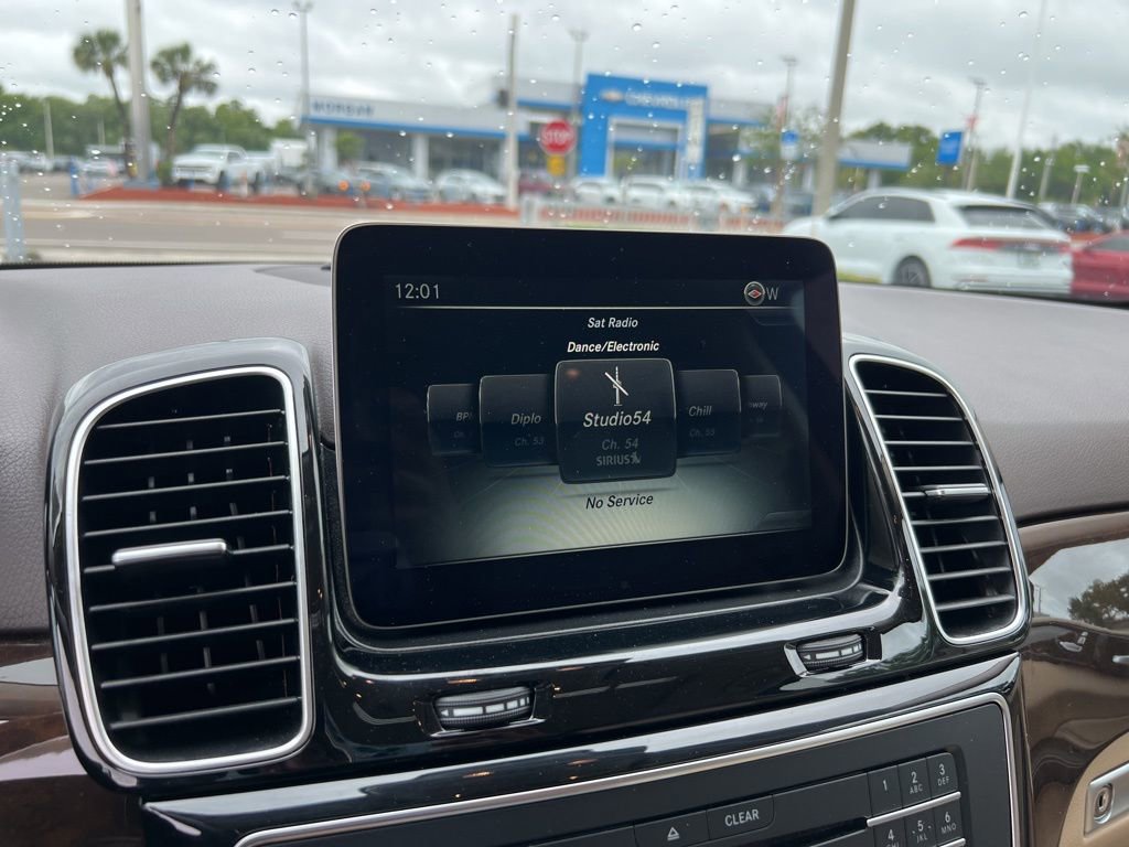 Used 2016 Mercedes-Benz GLE 350 w/ Premium Package image 2