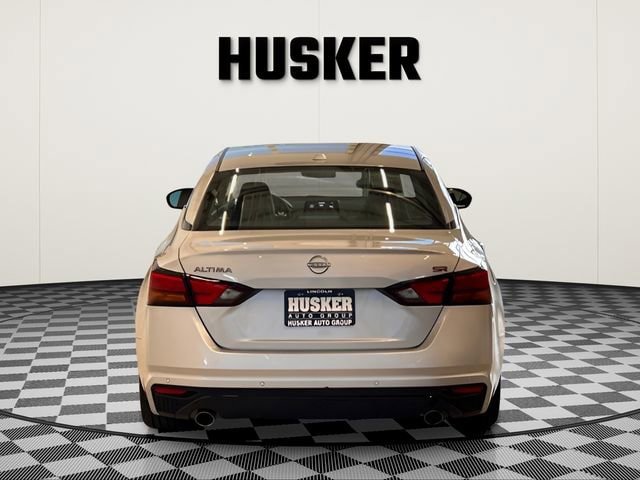 Used 2025 Nissan Altima 2.5 SR FWD image 8