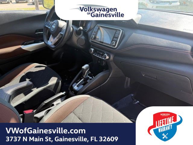 Used 2020 Nissan Kicks SR image 10