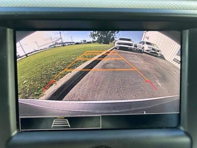 Used 2021 Chevrolet TrailBlazer LT FWD image 25