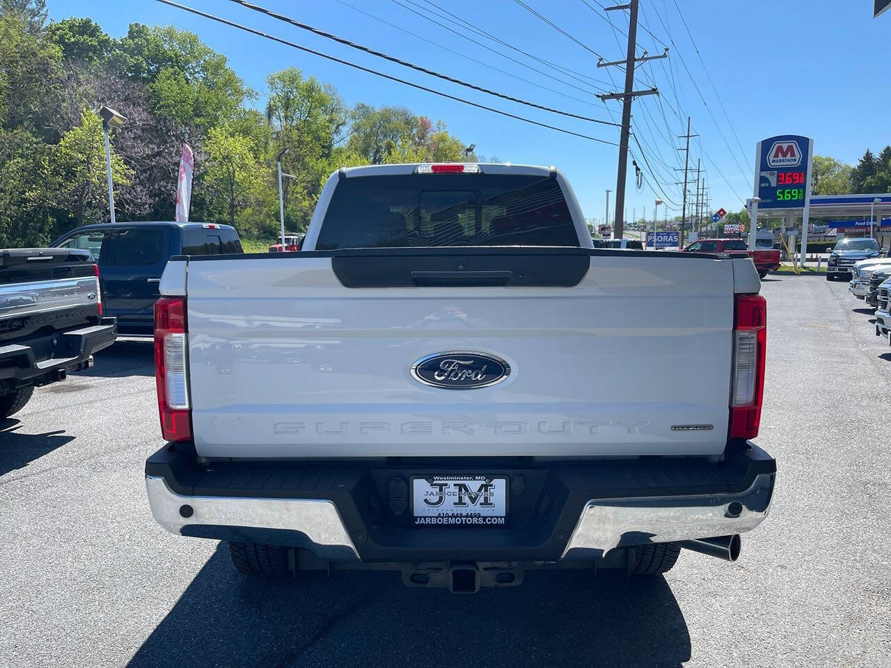 Used 2017 Ford F250 Lariat w/ Lariat Ultimate Package AWD/4WD image 6