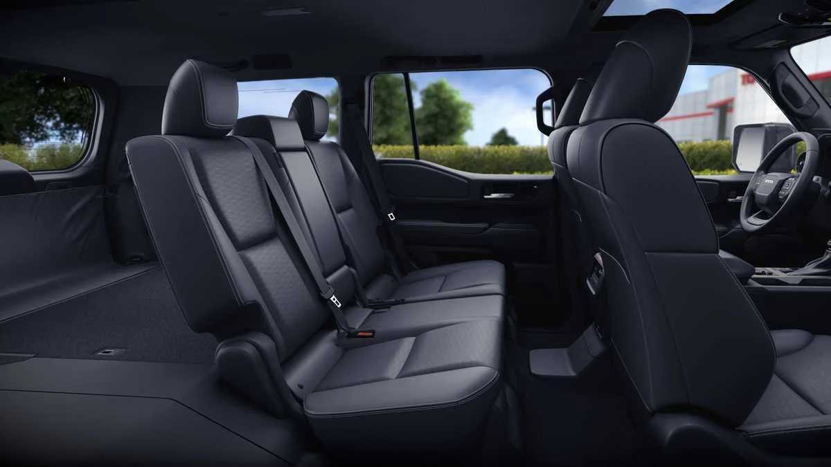 New 2027 Toyota Land Cruiser w/ Premium Package AWD/4WD image 2