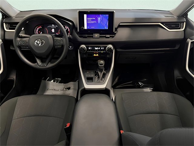 Used 2025 Toyota RAV4 XLE image 18