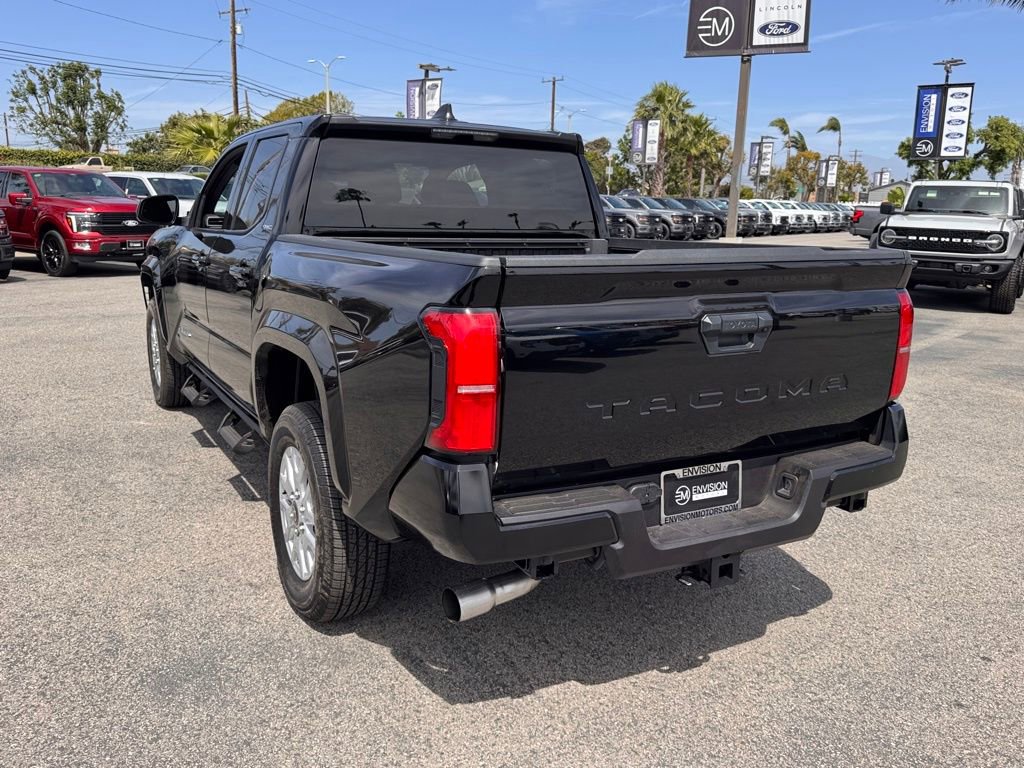 Used 2025 Toyota Tacoma SR5 RWD image 10