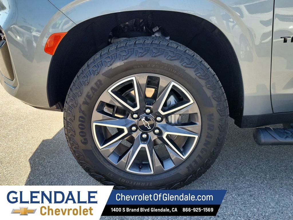 Certified 2024 Chevrolet Tahoe Z71 w/ Luxury Package image 19