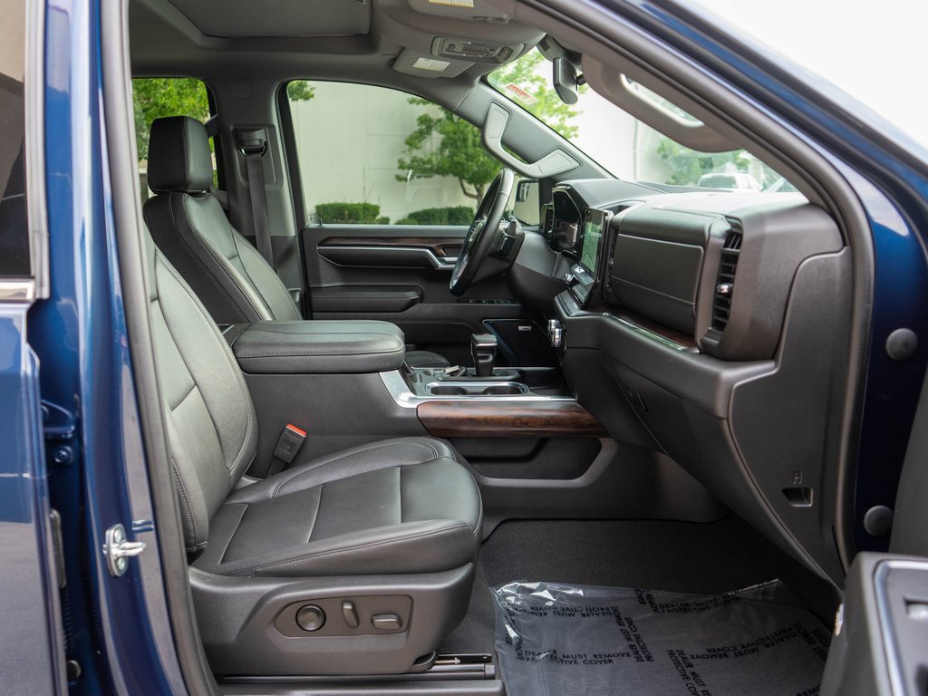 Used 2023 GMC Sierra 1500 SLT w/ SLT Convenience Package image 10