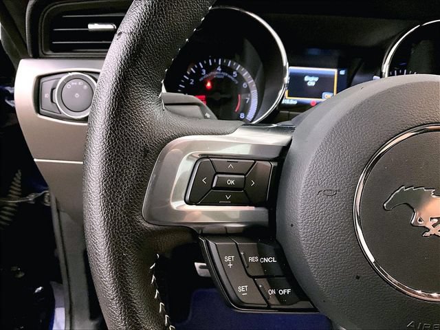 Used 2015 Ford Mustang 50 Years RWD image 17