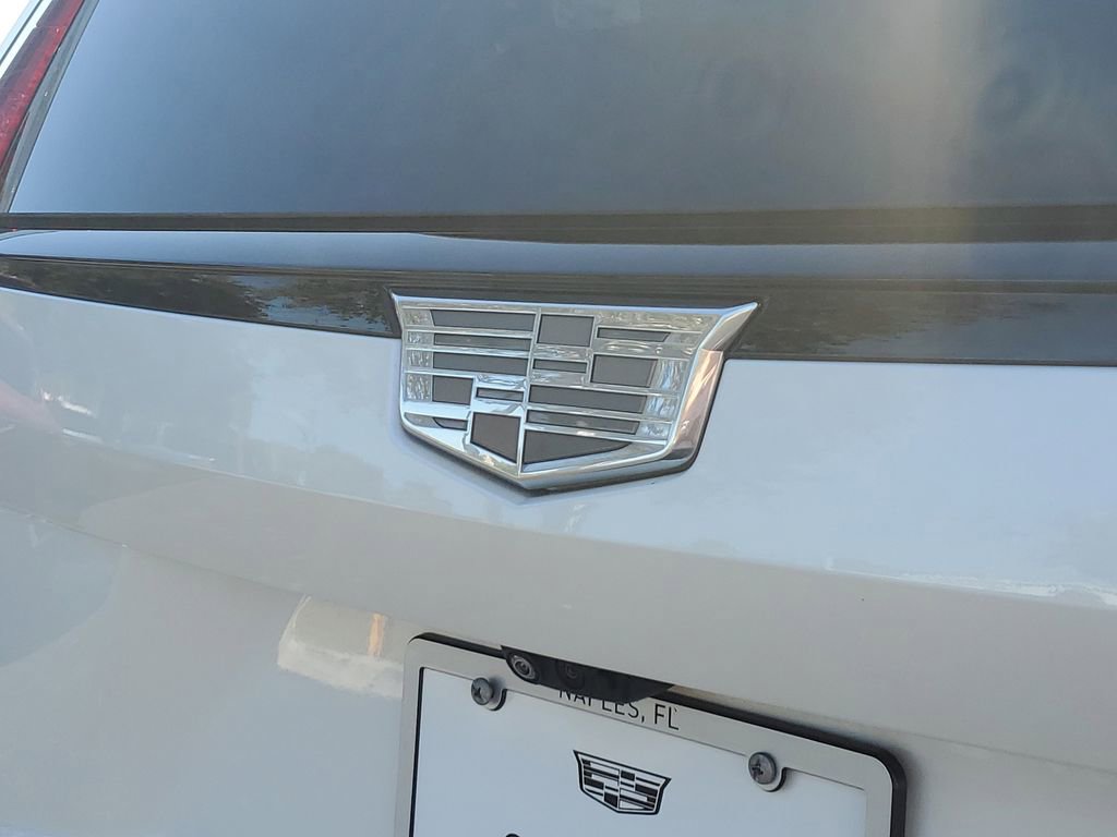 Used 2024 Cadillac Escalade Sport Platinum w/ LPO, ONYX Package image 28