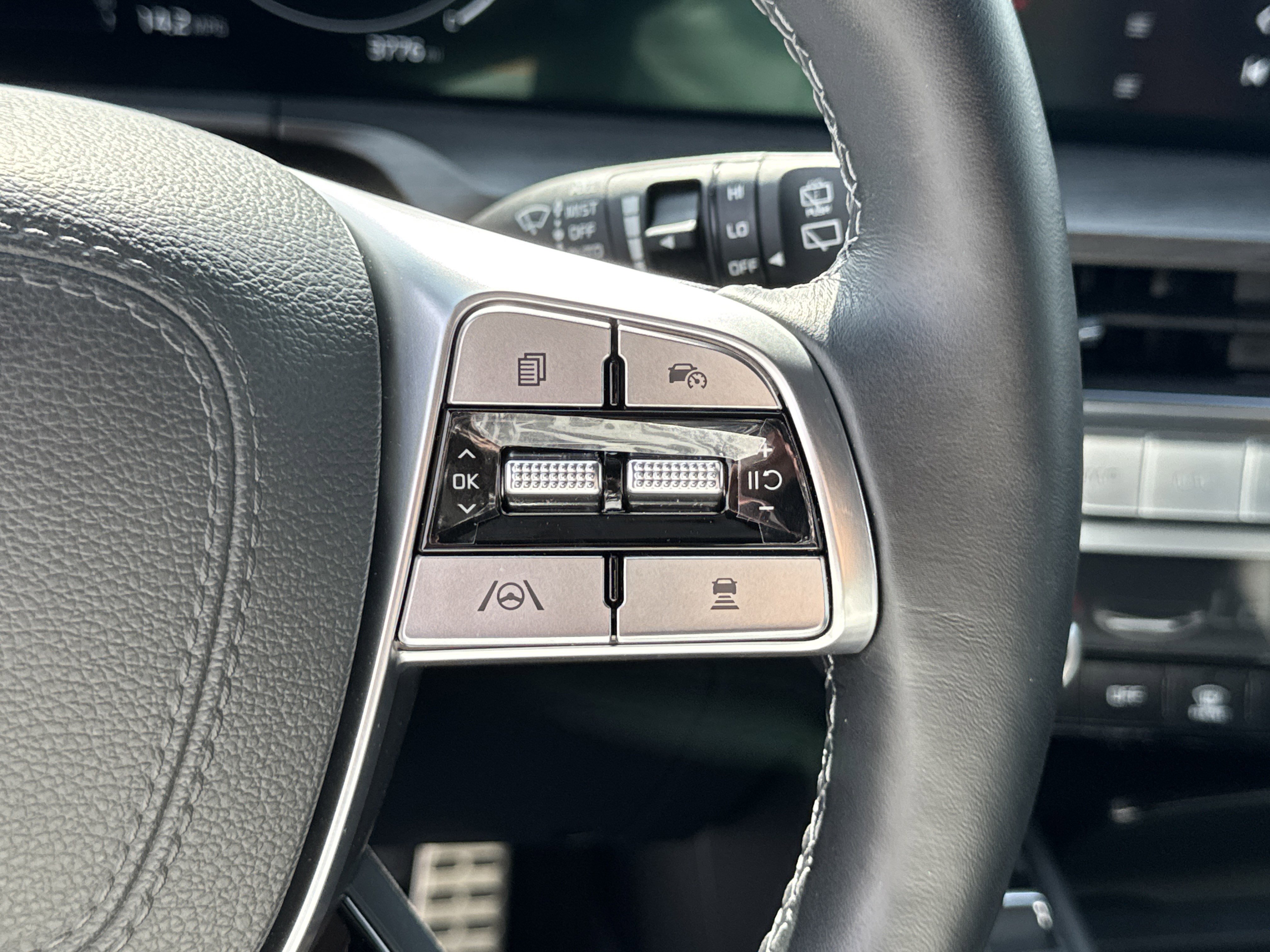 Used 2025 Kia Telluride SX Prestige X-Line image 26