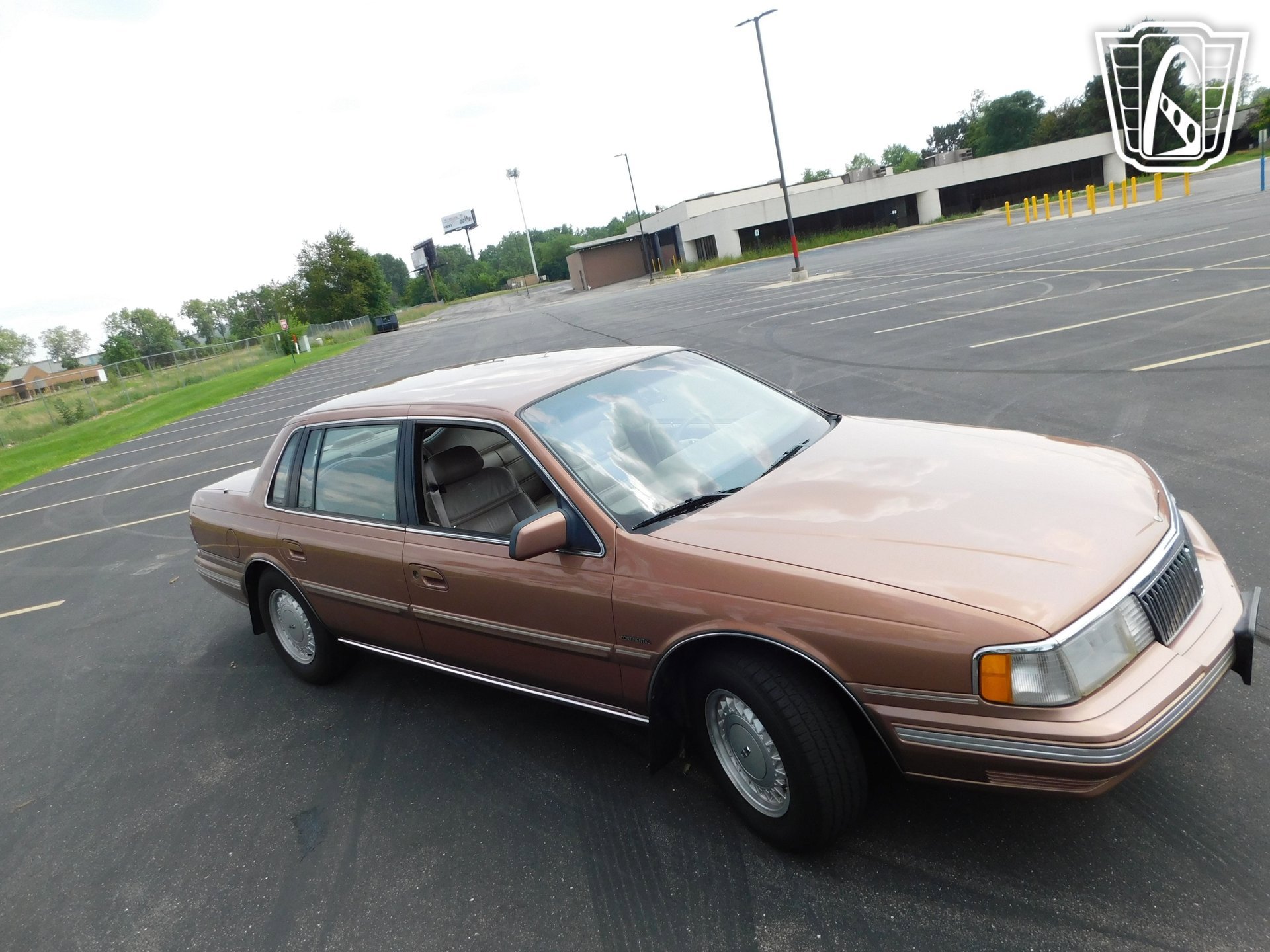 Used 1992 Lincoln Continental Executive FWD image 24