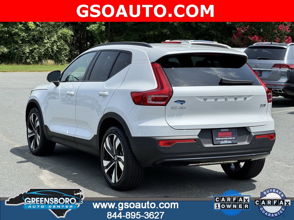 Used 2024 Volvo XC40 B5 Plus w/ Protection Package Premier image 5