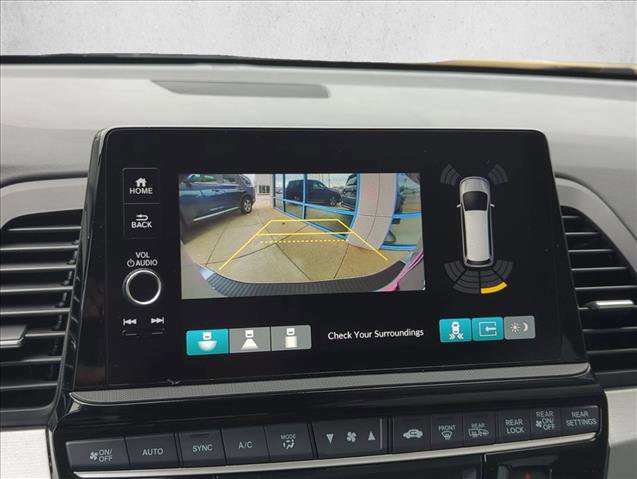 New 2026 Honda Odyssey Touring image 11