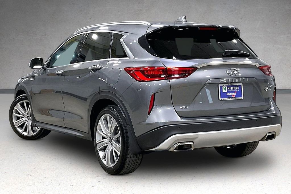 Used 2022 INFINITI QX50 Sensory w/ Cargo Package AWD/4WD image 4
