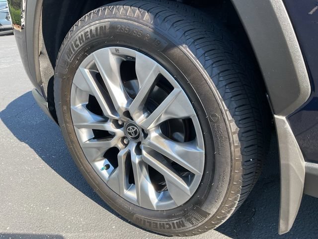 Used 2025 Toyota RAV4 Limited w/ Weather Package FWD image 18