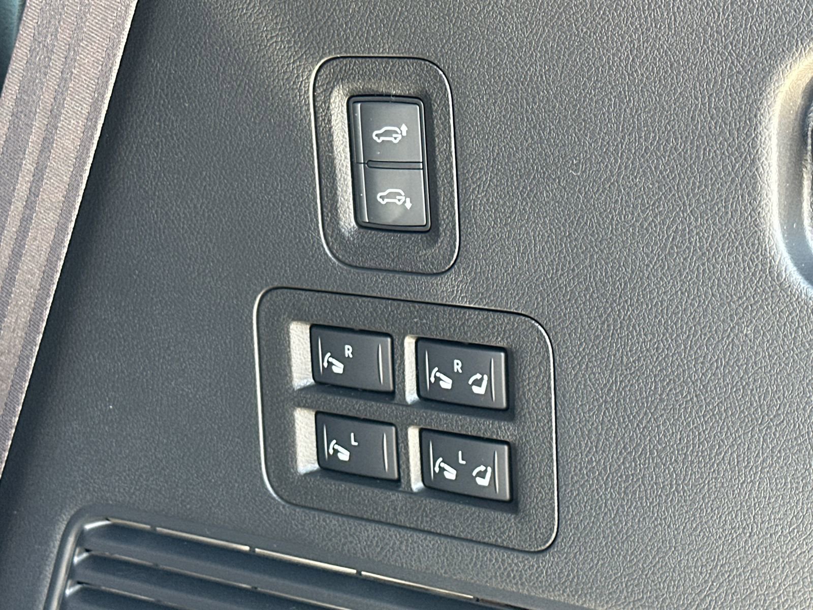 New 2026 Nissan Armada Platinum Reserve image 20