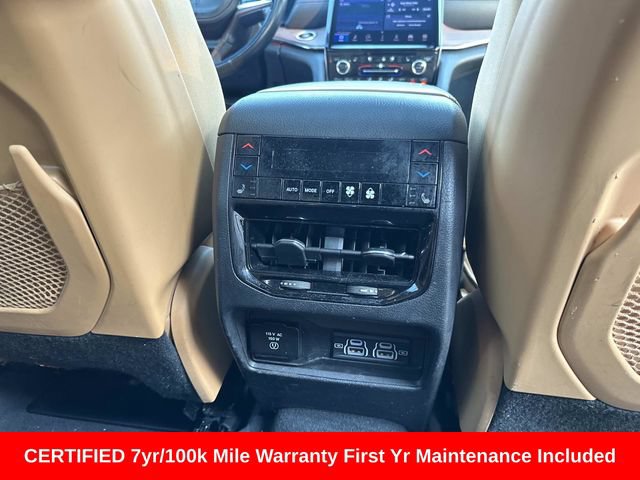 Used 2023 Jeep Grand Cherokee L Summit w/ Advanced Protech Group IV AWD/4WD image 15